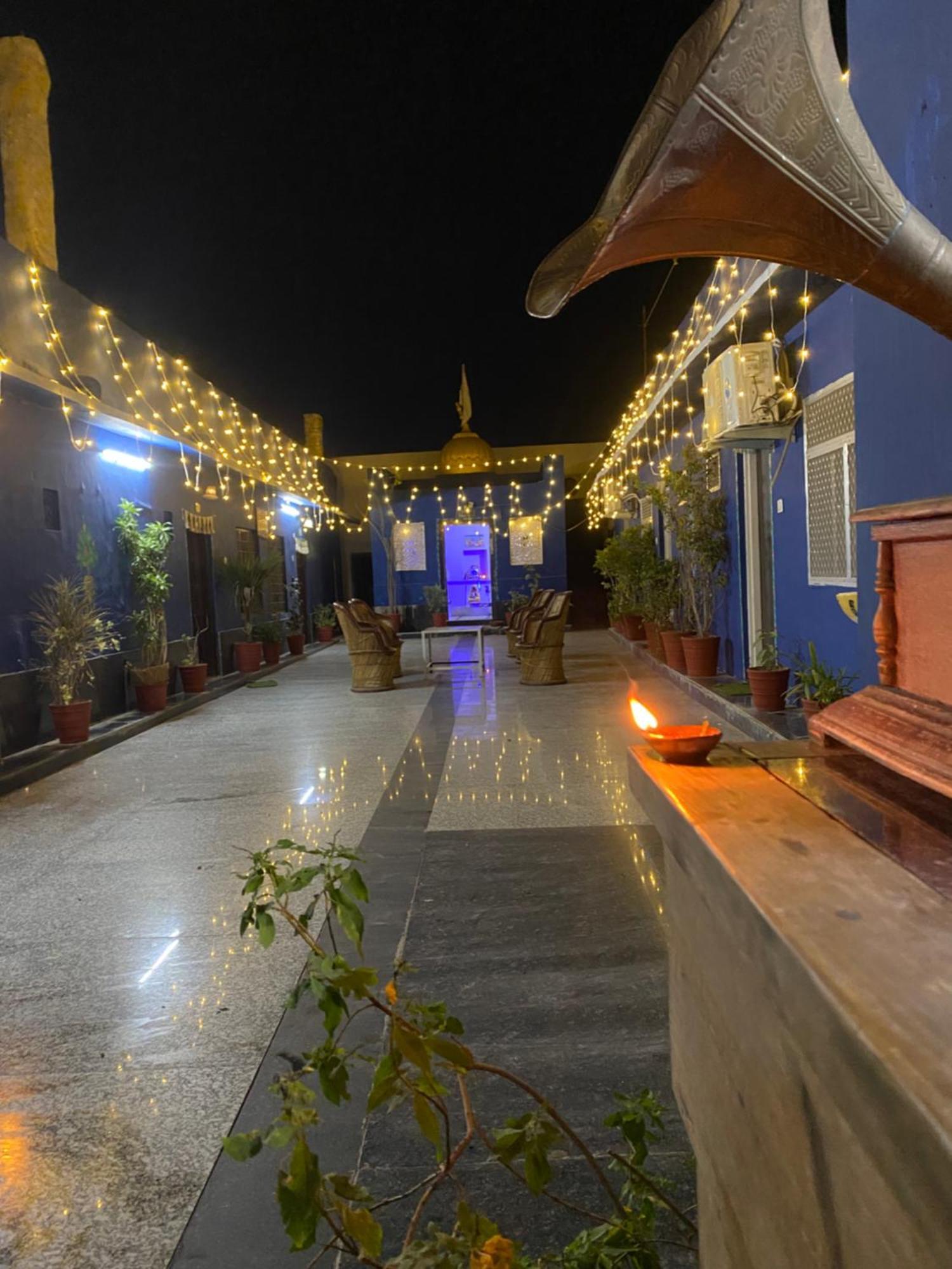 Hotel Shankar Palace Пушкар Экстерьер фото